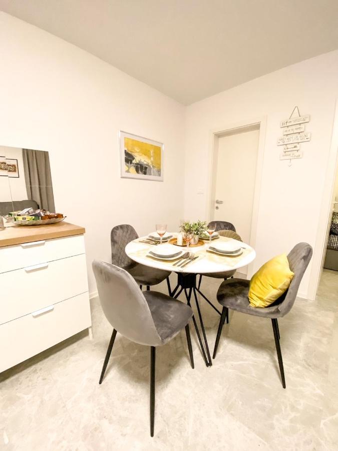 Olea Apartments Pobegi Eksteriør billede